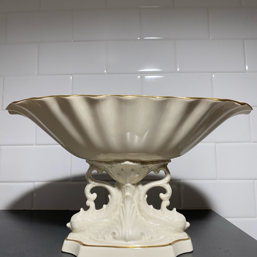 Vintage Lenox Centerpiece Pedestal Bowl Ivory Gold